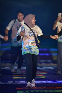 BIB: 
                            <button type="button" onclick="openModal(25220154)" class="btn btn-primary btn-sm float-right btn-popup" data-toggle="modal" data-target=".modal-high-quality">
                        <i class="fas fa-shopping-cart"></i> Add to Cart
                    </button>
                                            <button type="button" onclick="isThisMe(25220154, true)" class="btn btn-success btn-sm float-right btn-popup btn-isme hidden" data-toggle="tooltip" data-placement="bottom" title="นี่คือรูปของคุณใช่ไหม คลิกที่นี่เพื่อเอาเข้าอัลบั้ม">
                        <i class="fas fa-plus"></i> Add to album
                    </button>
                    <button type="button" onclick="isThisMe(25220154, false)" class="btn btn-warning btn-sm float-right btn-popup btn-isnotme hidden">
                        <i class="fas fa-ban"></i> Remove from album
                    </button>